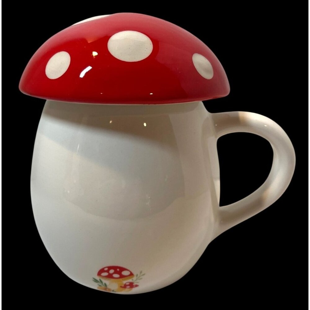 Mushroom-Inspired Ceramic Mug With Red & White Polka Dot Lid 12 Oz Streamline